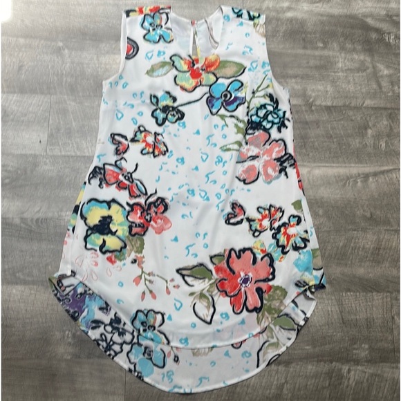 Melissa McCarthy Seven7 Floral Sleeveless Top - Picture 3 of 14